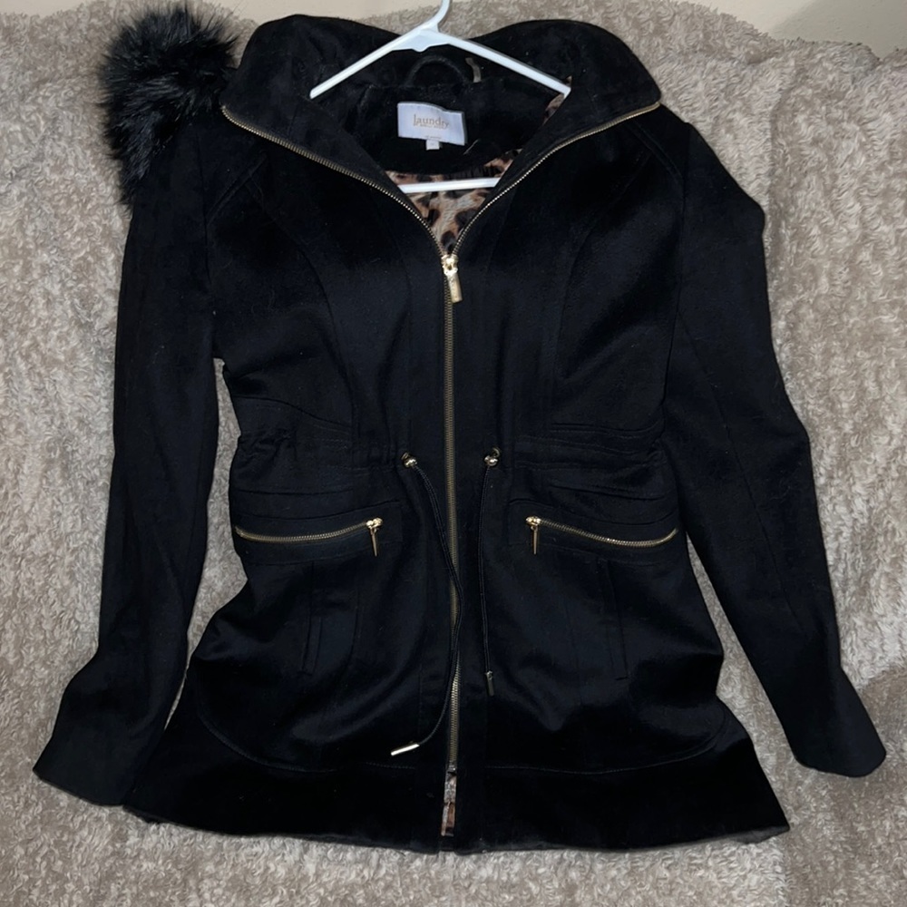 LAUNDRY winter coat size small